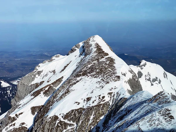 Pohled Zasněžené Vysokohorské Štíty Saentisu Nejvyšší Vrchol Pohoří Alpstein Švýcarských — Stock fotografie