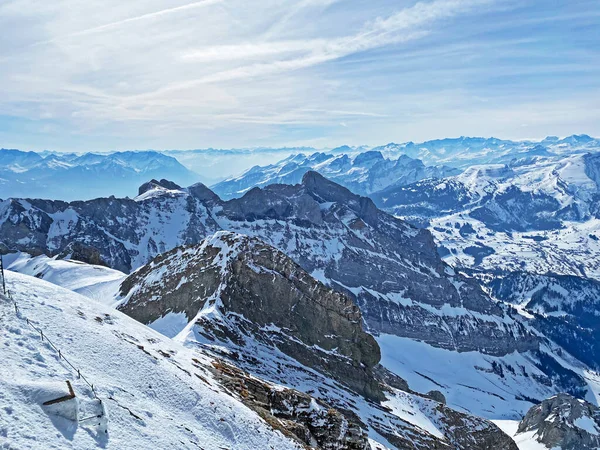 Widok Zaśnieżone Szczyty Górskie Saentis Najwyższy Szczyt Pasma Górskiego Alpstein — Zdjęcie stockowe