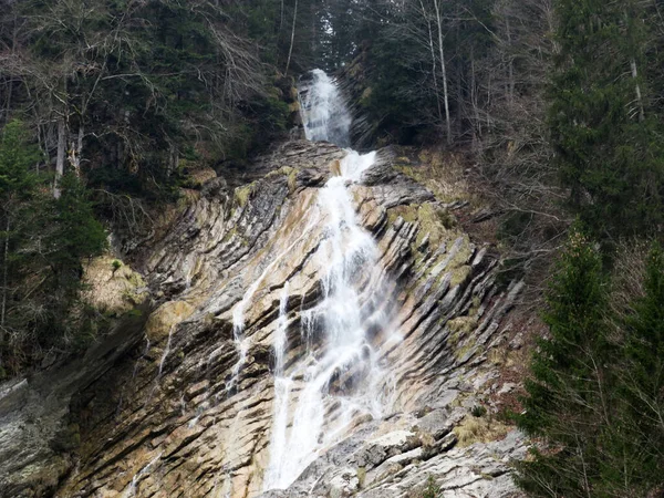 Waterfall Schrahbach Schraehbach Schraehbachfall Waterfall Alpine Lake Wagitalersee Waegitalersee Innerthal — Stock Photo, Image