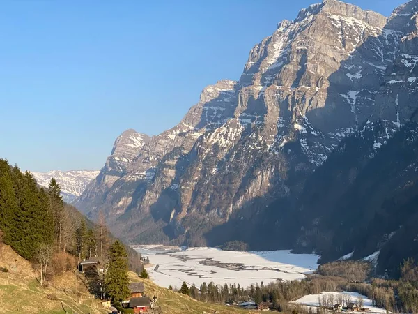 Gefrorener Klontalersee Vorfrühling Klontal Und Den Glarner Alpen Kanton Glarus — Stockfoto