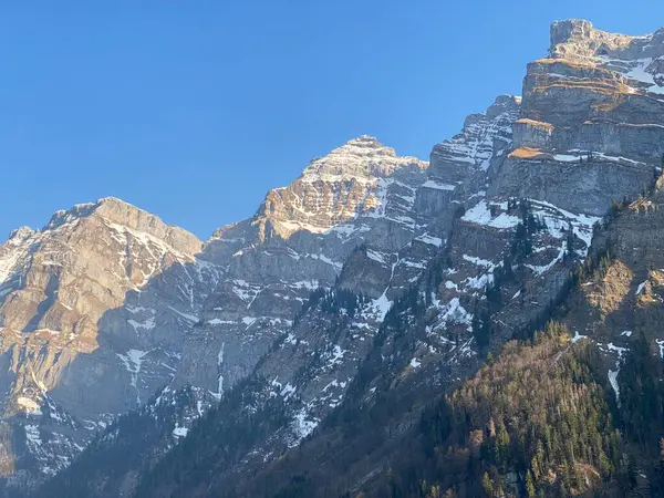 Alpesi Glarnisch Vagy Glaernisch Hegység Svájci Glarus Alpokban Klontalersee Felett — Stock Fotó
