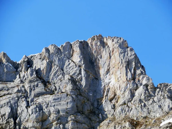 Rocky Peak Mutteristock 2295 Schwyz Prealps Mountain Range Wagitalersee Reservoir — Stock Photo, Image