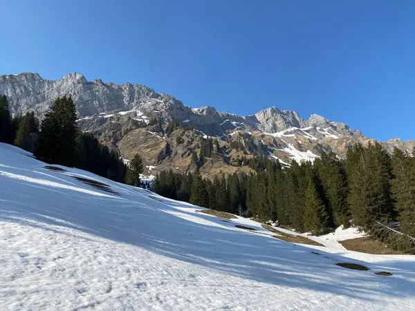 Rocky Peak Torberg 2104 Glarus Alpen Bergketen Klontalersee Kloentalersee Kloentaler — Stockfoto