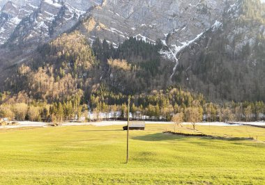 Klontalersee (Kloentalersee veya Klontaler Gölü) ve Kloental Alp Vadisi - Glarus Kantonu, İsviçre / Schweiz
