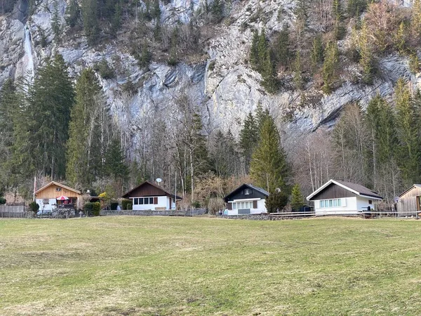 Een Kleine Toeristische Weekend Resort Aan Voet Van Sulzbachfall Waterval — Stockfoto
