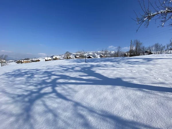 Magico Gioco Sole Ombra Durante Inverno Alpino Sulle Piste Innevate — Foto Stock