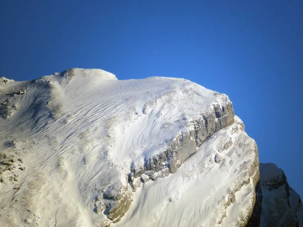 Snow Capped Alpine Peak Brisi 2278 Churfirsten Mountain Range Toggenburg — Stockfoto