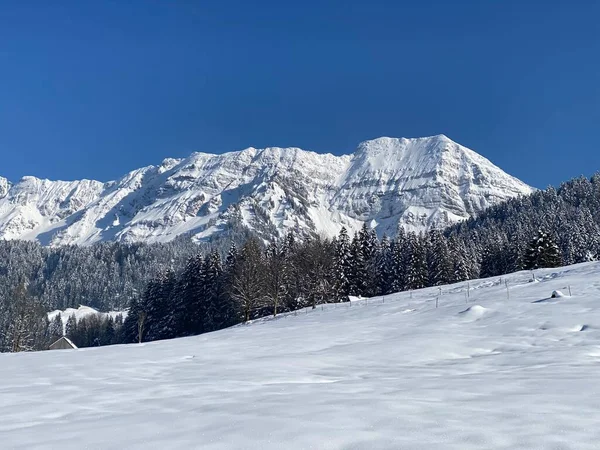 Fairytale Alpine Winter Atmosphere Peaks Alpstein Mountain Range Appenzell Massif — Fotografia de Stock