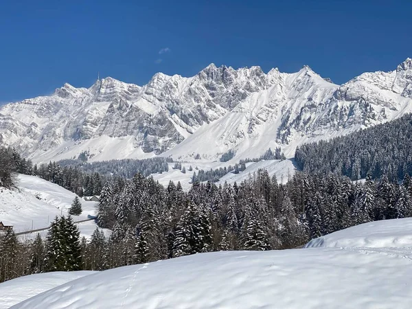 Baśniowa Alpejska Zimowa Atmosfera Szczyty Pasma Górskiego Alpstein Masyw Appenzell — Zdjęcie stockowe