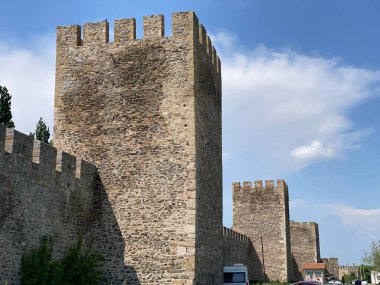 Ortaçağ güçlendirilmiş kenti Smederevo kalesi veya Smederevo 'nun 15. yüzyıl kalesi - Smederevska tvrdjava ili Smederevska utvrda, Smederevo - Sırbistan (Srbija))