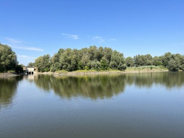 Lake Veliki Sakadas and floodplain forests, Kopacki rit Nature Park - Kopacevo, Croatia (Jezero Veliki Sakadas i poplavne sume, Park prirode Kopacki rit - Kopacevo, Hrvatska)