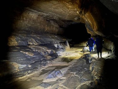 Krizna mağarası, Slovenya (Die Hoehle Krizna jama - Grahovo, Slowenien) veya Krizna jama, Slovenya