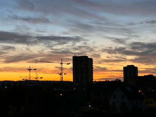 Світанок Перед Сходом Сонця Швейцарському Небі Над Містом Регенсдорф Цюрих — стокове фото