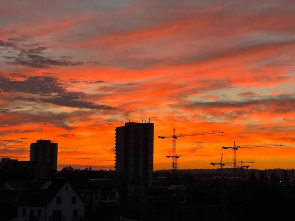 Amanhecer Antes Nascer Sol Céu Suíço Acima Cidade Regensdorf Zurique — Fotografia de Stock