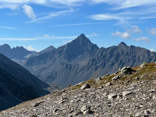Picos Rocosos Alpinos Schwarzhorn 3145 Chlein Schwarzhorn 2967 Los Albula — Foto de Stock