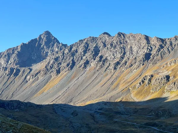 Picos Alpinos Rochosos Schwarzhorn 3145 Chlein Schwarzhorn 2967 Cordilheira Dos — Fotografia de Stock