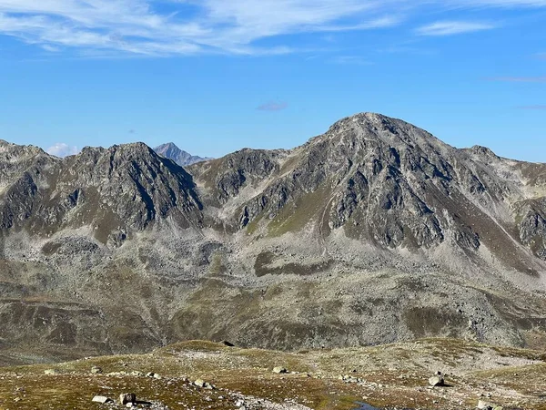 Skalisty Alpejski Szczyt Sentisch Horn 2826 Pasma Albuli Masywie Alp — Zdjęcie stockowe