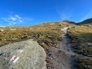 Silvretta Alp Dağları 'nda ve İsviçre Alp Dağları' nda yürüyüş rotaları (Davos - Kanton of Grisons, İsviçre))