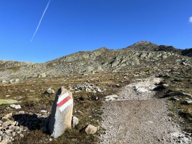 Silvretta Alp Dağları 'nda ve İsviçre Alp Dağları' nda yürüyüş rotaları (Davos - Kanton of Grisons, İsviçre))