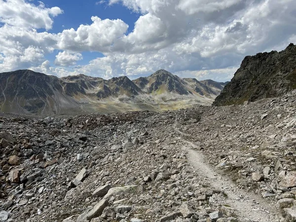 Trilhas Para Caminhadas Rotas Montanhismo Cordilheira Dos Alpes Silvretta Maciço — Fotografia de Stock
