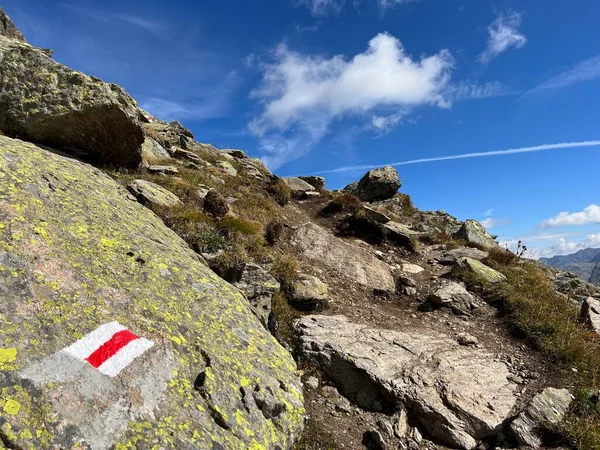 Hegymászó Táblák Jelzések Fluelatal Vagy Fluela Alpesi Völgy Lejtőin Svájci — Stock Fotó