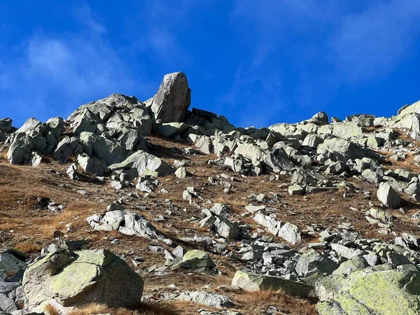 Sziklák Kövek Őszi Svájci Alpesi Környezetben Szent Gotthárd Hágón Gotthardpass — Stock Fotó