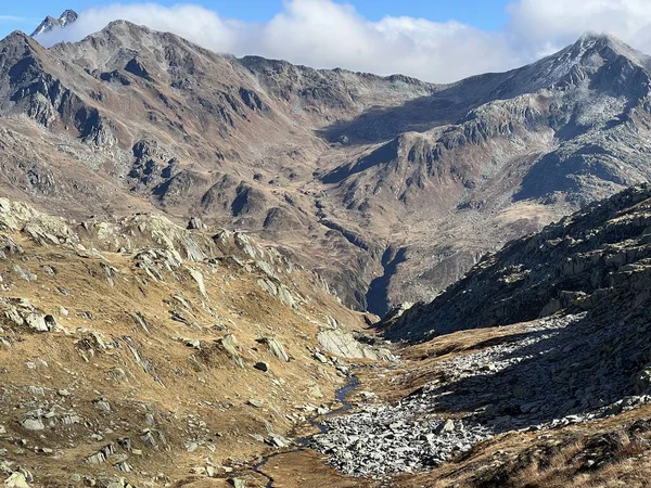 Herfstsfeer Hoge Zwitserse Almen Het Berggebied Van Gotthardpas Airolo Kanton — Stockfoto