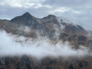 İsviçre 'nin St. Gotthard geçidi (Gotthard geçidi), Airolo - Ticino Kantonu (Tessin), İsviçre (Schweiz)