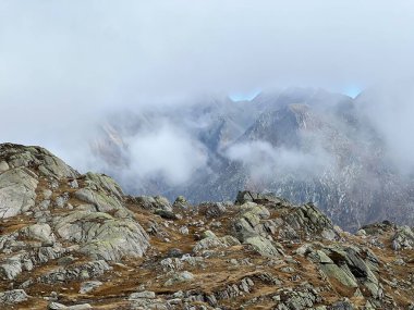İsviçre 'nin St. Gotthard geçidi (Gotthard geçidi), Airolo - Ticino Kantonu (Tessin), İsviçre (Schweiz)