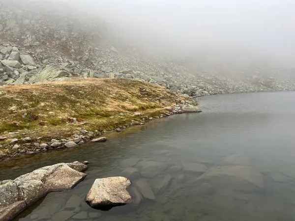 Ambiente Místico Otoñal Lago Alpino Lago Orsino Zona Montañosa Del — Foto de Stock