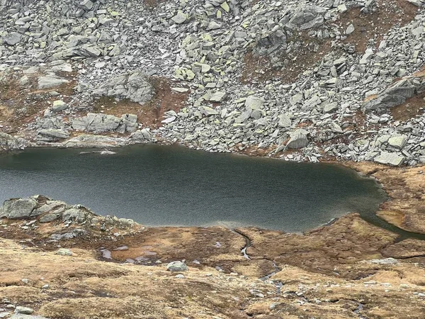 Vista Del Lago Alpino Laghi Orsirora Atmósfera Otoñal Zona Montañosa —  Fotos de Stock