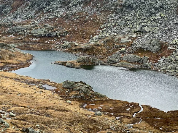 Vista Del Lago Alpino Laghi Orsirora Atmósfera Otoñal Zona Montañosa —  Fotos de Stock