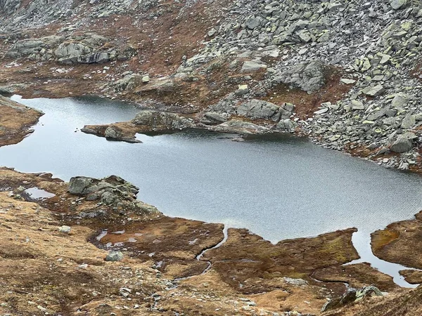 Vista Lago Alpino Laghi Orsirora Atmosfera Outono Área Montanhosa Passo — Fotografia de Stock