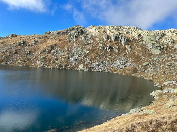 Křišťálově Čistá Alpská Jezera Laghi Orsirora Během Krásného Podzimního Dne — Stock fotografie