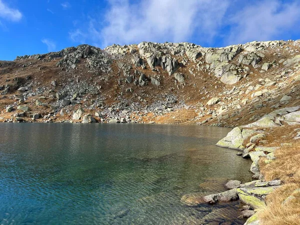 Lagos Alpinos Cristalinos Laghi Orsirora Durante Belo Dia Outono Área — Fotografia de Stock