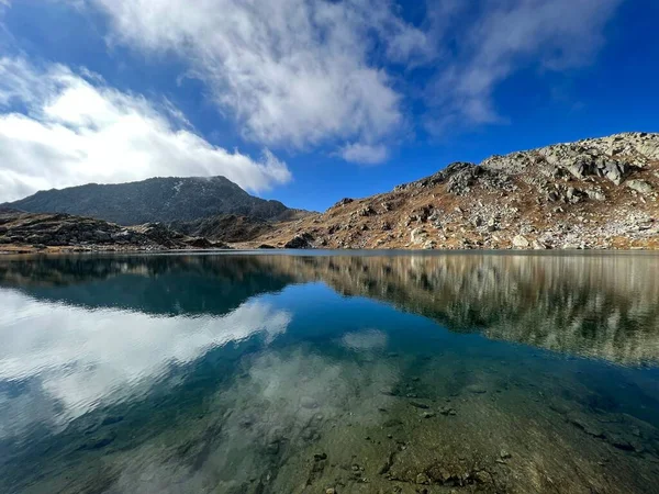 Cristallino Lago Alpino Laghi Orsirora Durante Una Bella Giornata Autunnale — Foto Stock