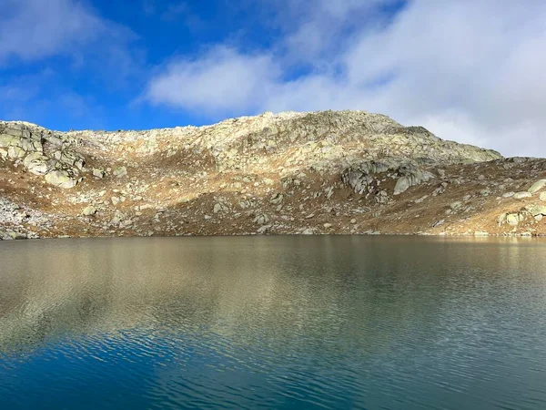 Lagos Alpinos Cristalinos Laghi Orsirora Durante Belo Dia Outono Área — Fotografia de Stock