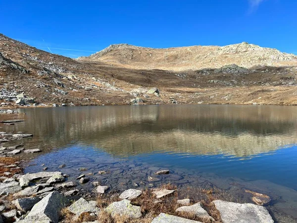 Časný Podzim Alpských Jezer Laghi Della Valletta Hornaté Oblasti Gottharda — Stock fotografie