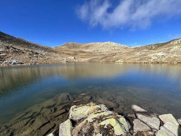 Awal Musim Gugur Danau Alpen Laghi Della Valletta Daerah Pegunungan — Stok Foto