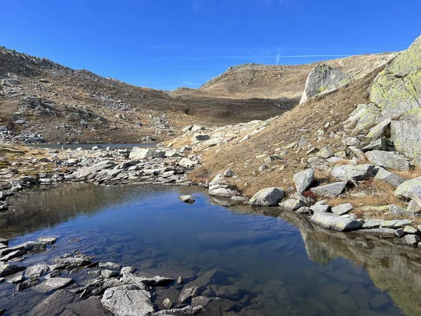 Časný Podzim Alpských Jezer Laghi Della Valletta Hornaté Oblasti Gottharda — Stock fotografie