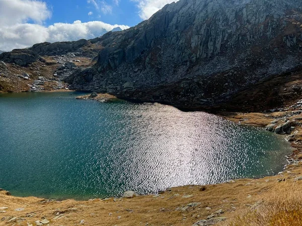 Principios Otoño Los Lagos Alpinos Laghi Della Valletta Zona Montañosa —  Fotos de Stock