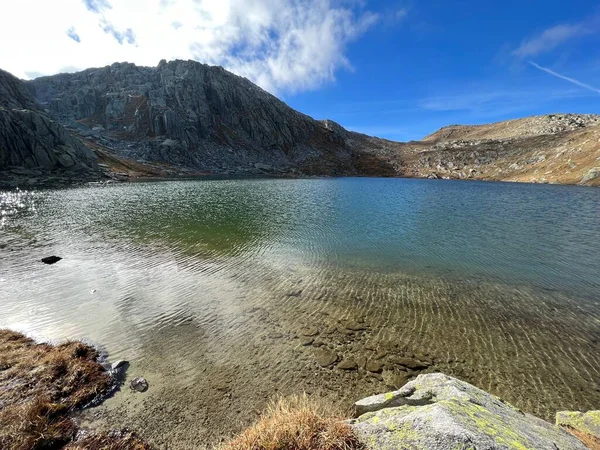 Časný Podzim Alpských Jezer Laghi Della Valletta Hornaté Oblasti Gottharda — Stock fotografie