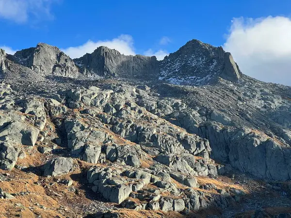 Rocas Piedras Entorno Alpino Suizo Otoño Zona Montañosa San Gotardo —  Fotos de Stock