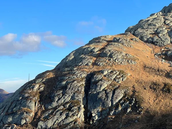 Skały Kamienie Jesiennym Szwajcarskim Środowisku Alpejskim Przełęczy Gotthard Gotthardpass Airolo — Zdjęcie stockowe