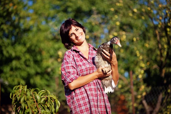 Beautiful and natural adult woman outdoors — Stock Photo, Image