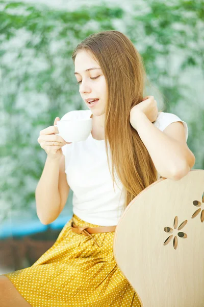 Frühstück junger (weicher Fokus)) — Stockfoto