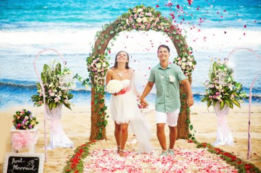 pareja en el día de boda en bali