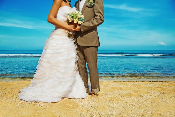 Летняя свадебная одежда — стоковое фото
