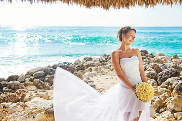 Romantiskt bröllop på stranden, bali — Stockfoto