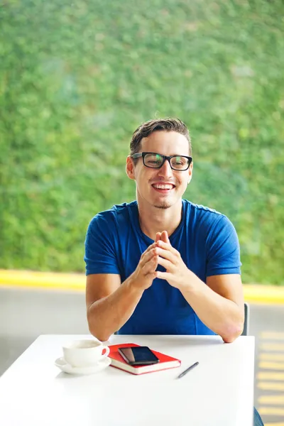 Handsome man laughing — Stock Photo, Image